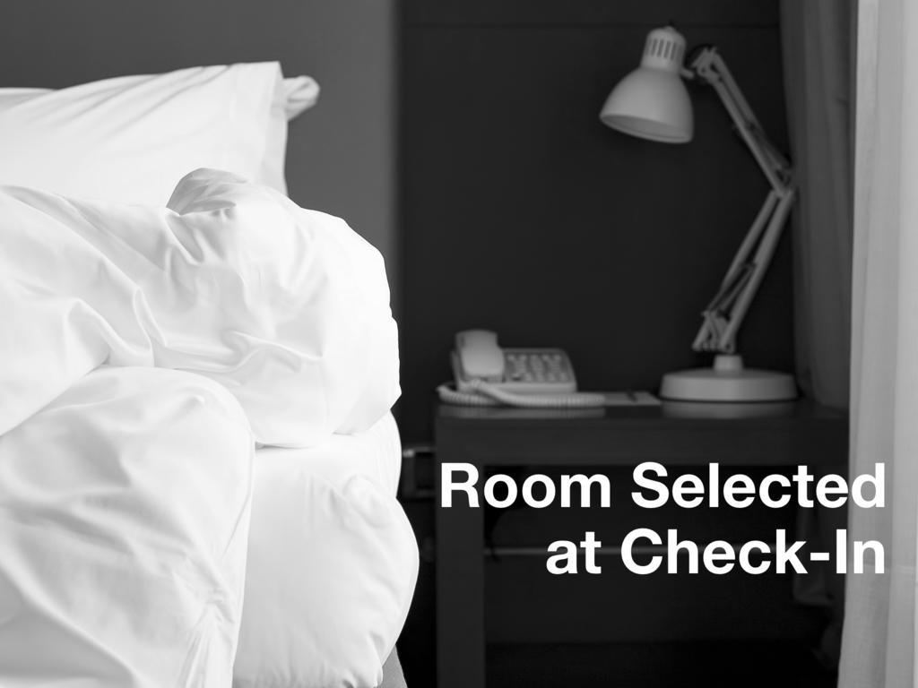 Anaheim Camelot Inn & Suites Quarto foto