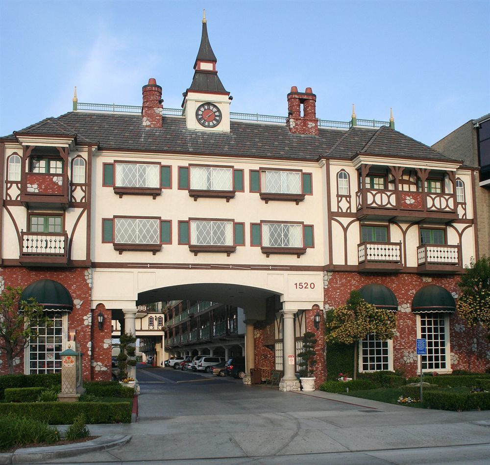 Anaheim Camelot Inn & Suites Exterior foto