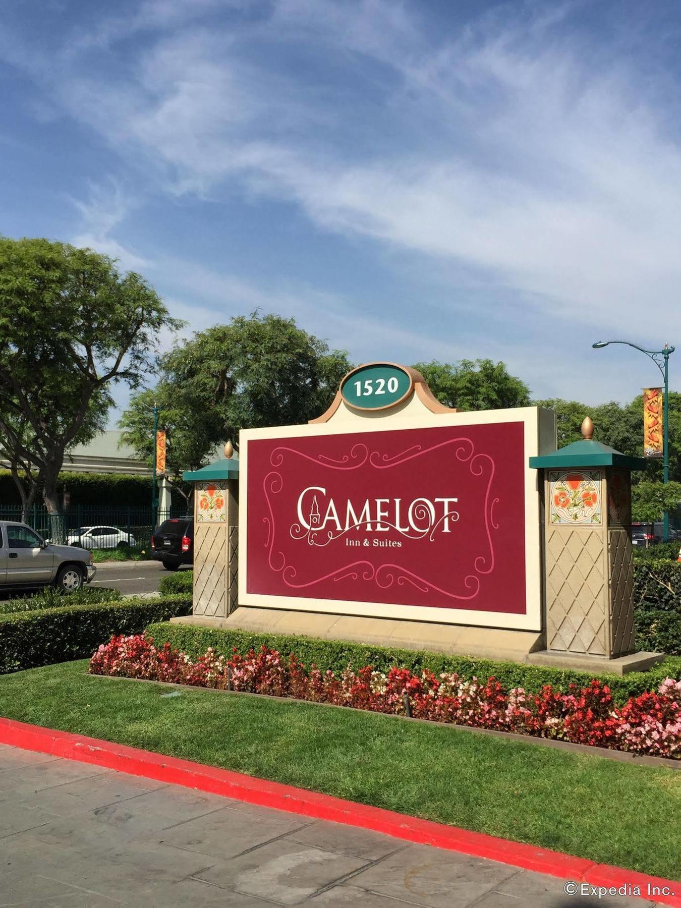 Anaheim Camelot Inn & Suites Exterior foto