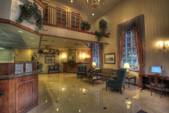 Anaheim Camelot Inn & Suites Exterior foto