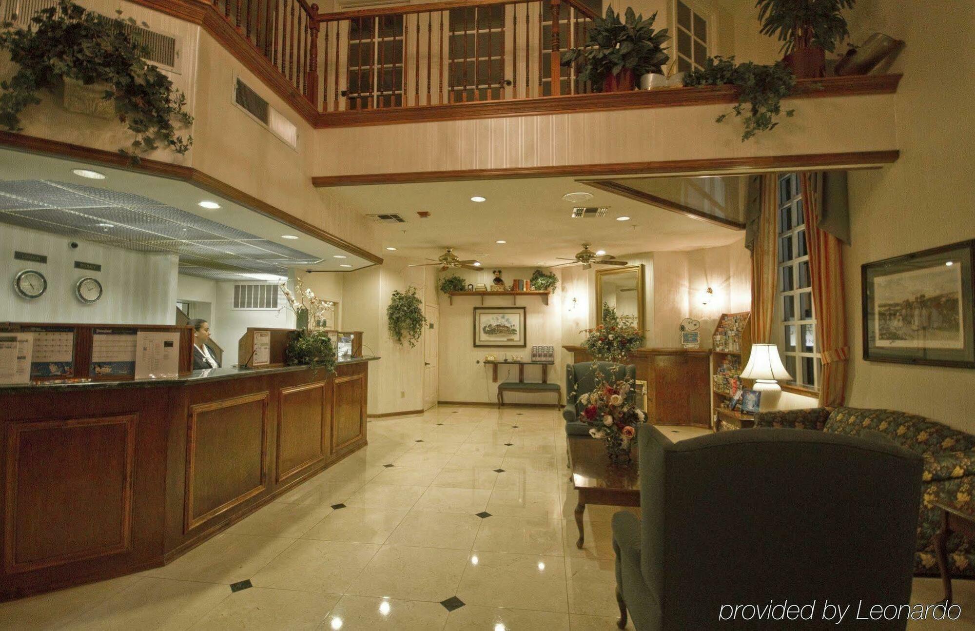 Anaheim Camelot Inn & Suites Interior foto